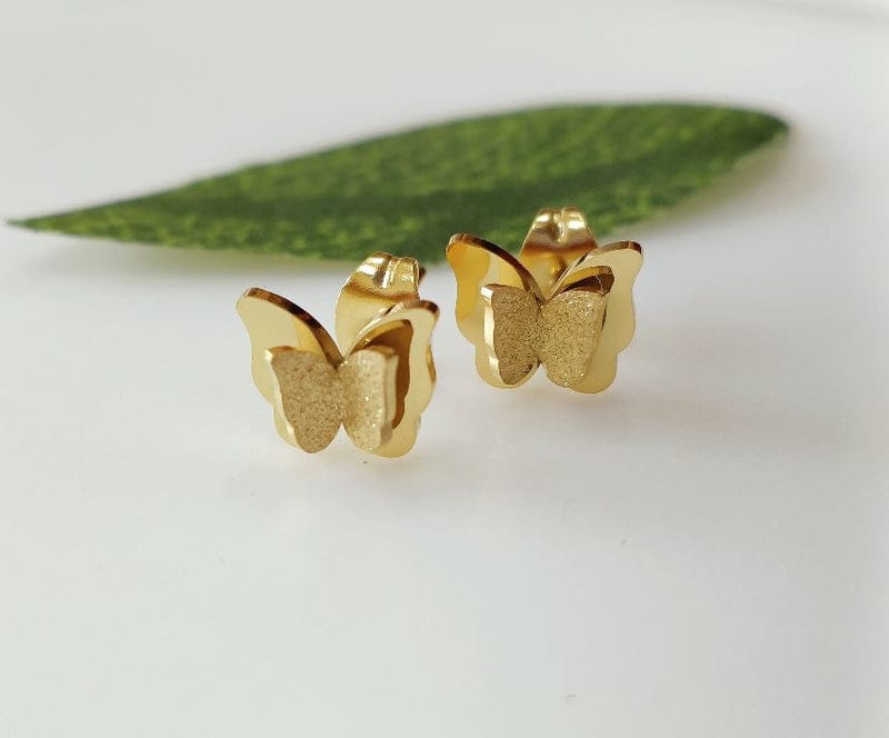 Butterfly Golden pendant set with Bracelet