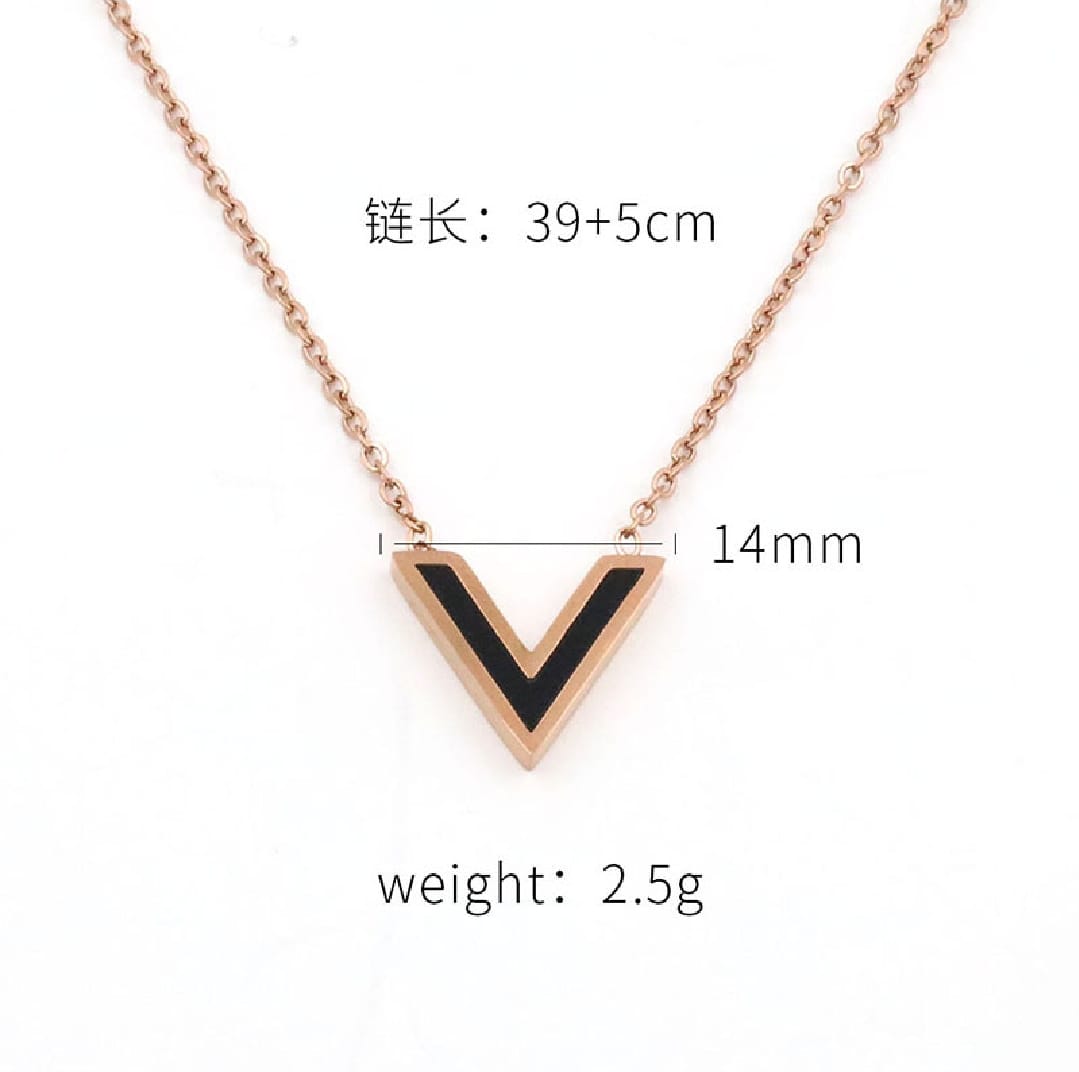 Acrylic v Letter chain