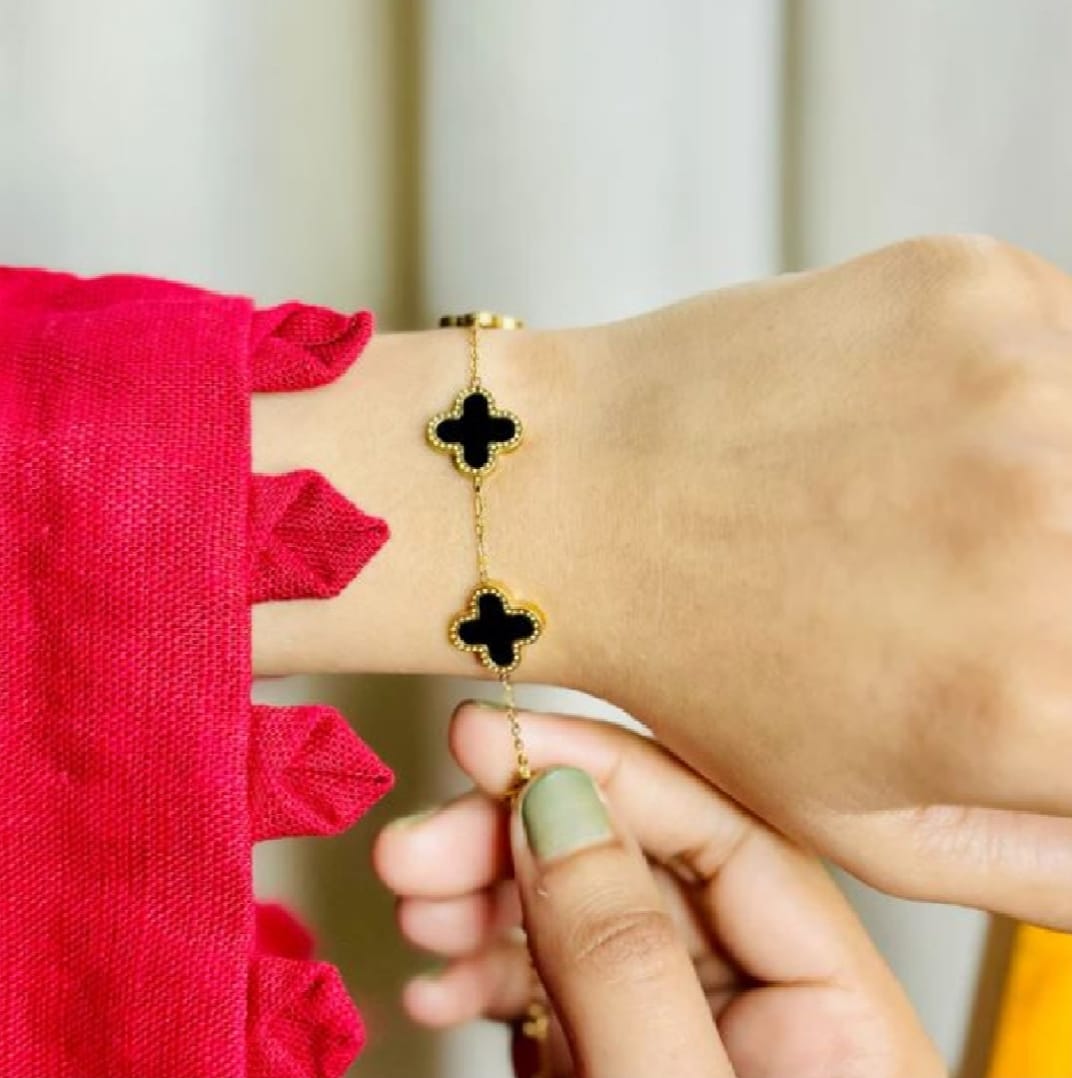 Clover Bracelet