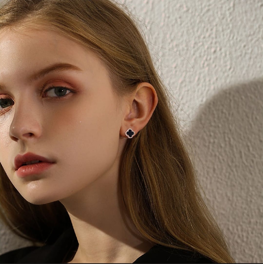 Clover earring
