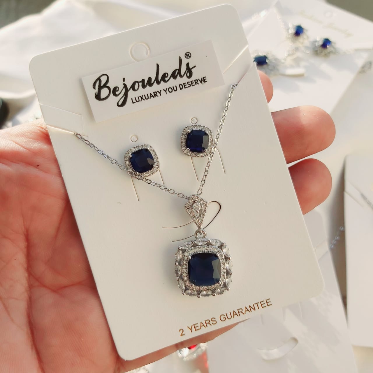 925 silver Zircon Cution Cut pendant set