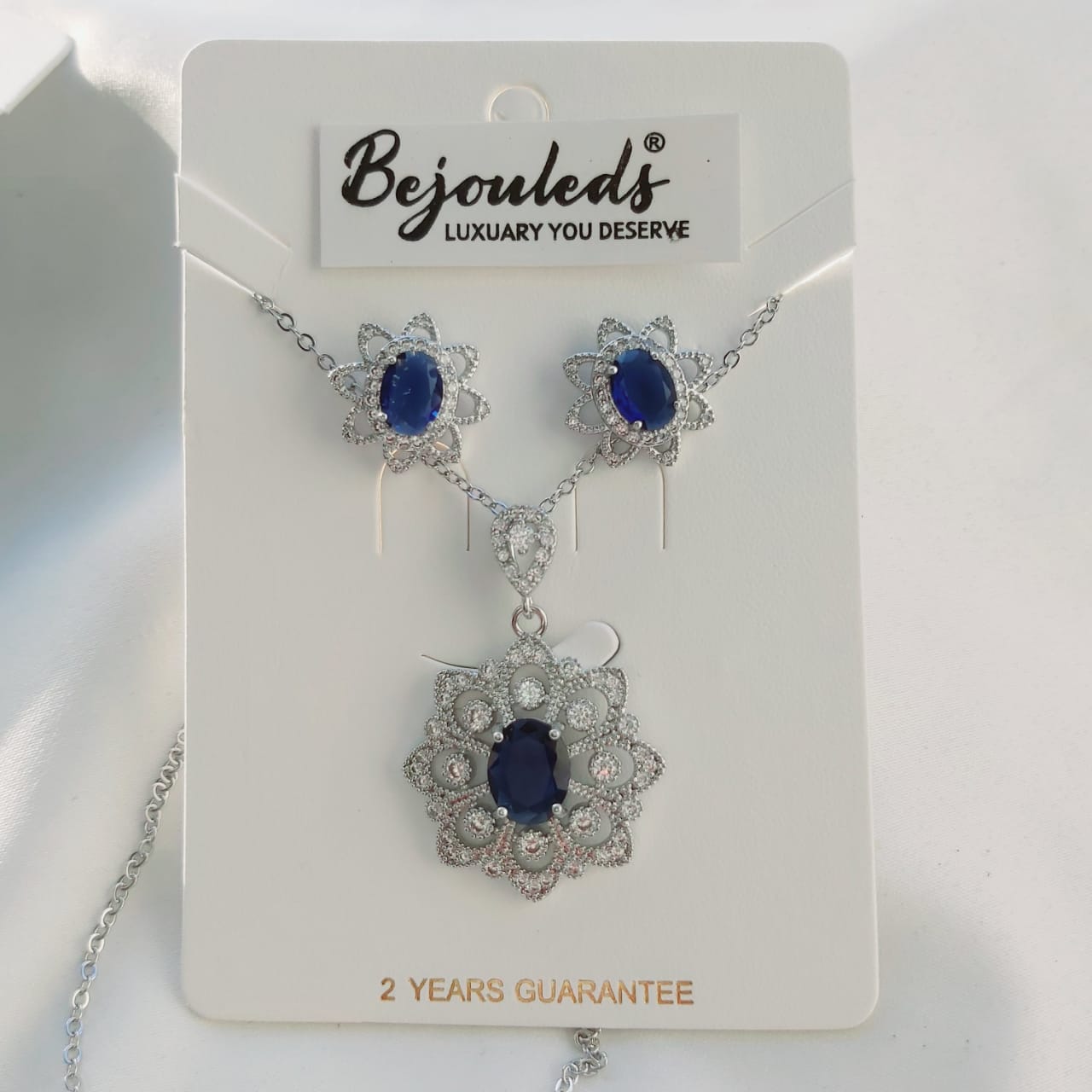 925 silver Zircon Flower pendant set