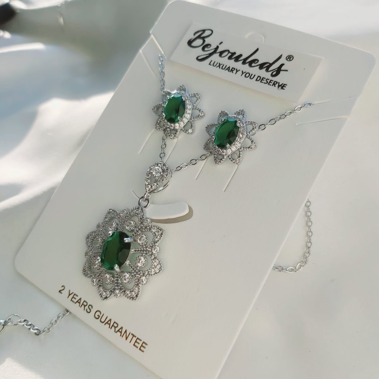 925 silver Zircon Flower pendant set