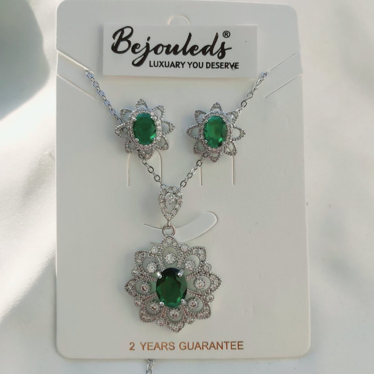 925 silver Zircon Flower pendant set