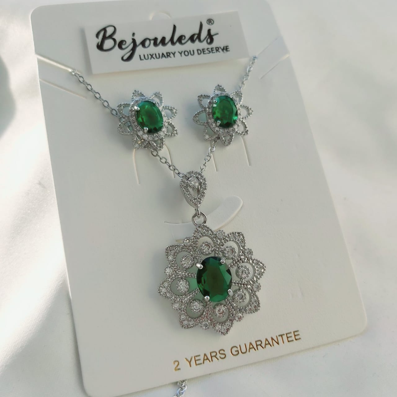 925 silver Zircon Flower pendant set