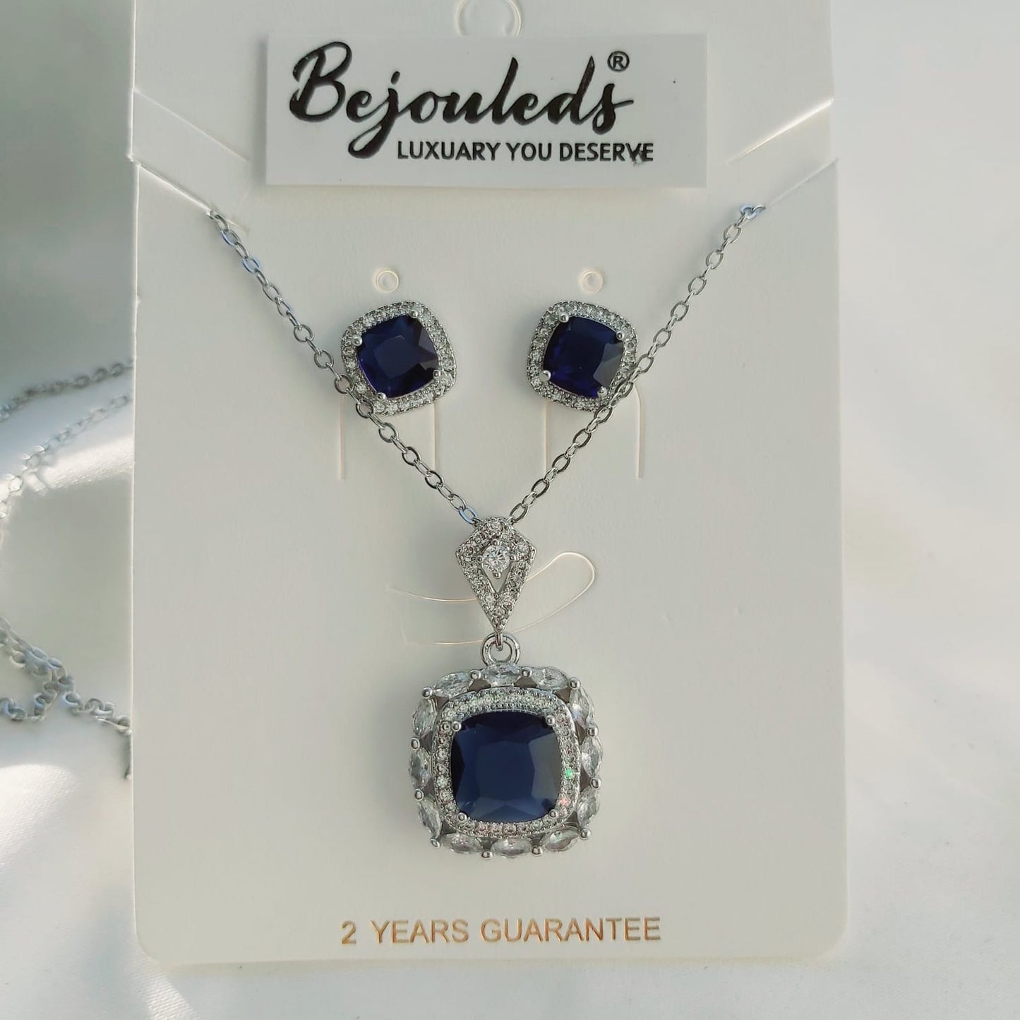 925 silver Zircon Cution Cut pendant set