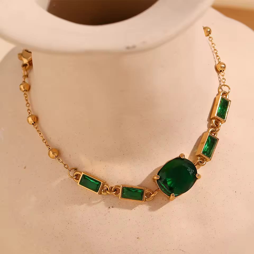 Oval Bracket Green Gemstone