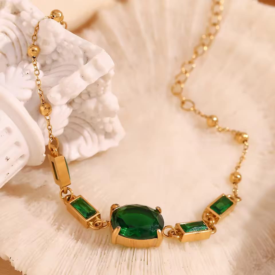 Oval Bracket Green Gemstone
