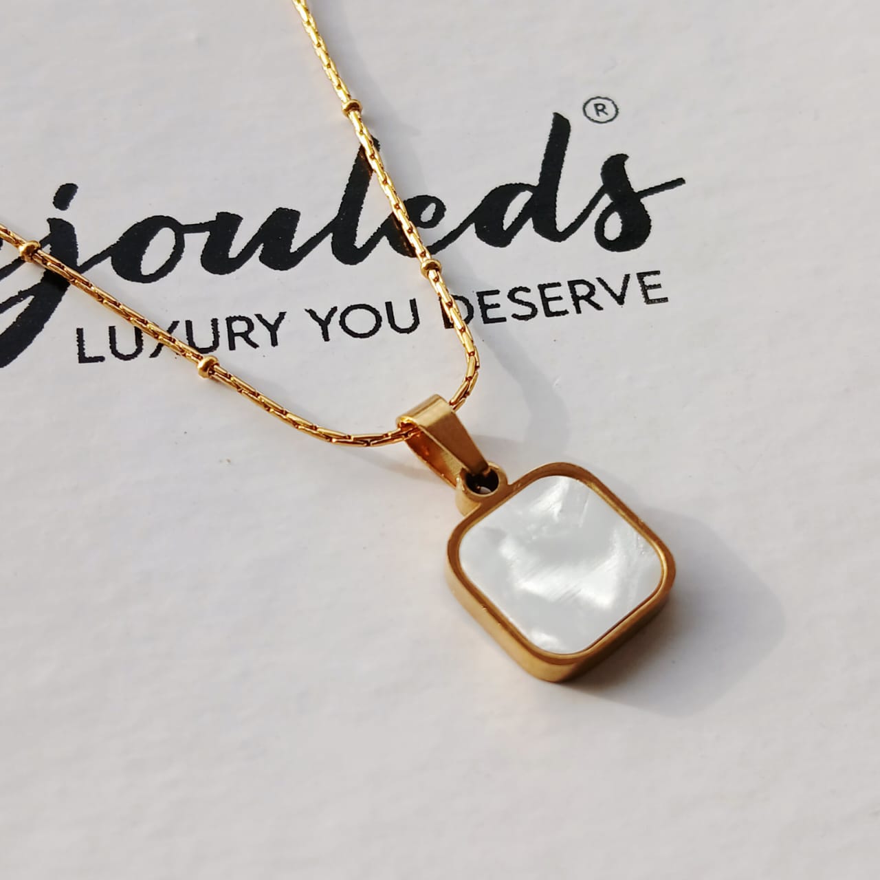 Black & white Square tow side Necklace