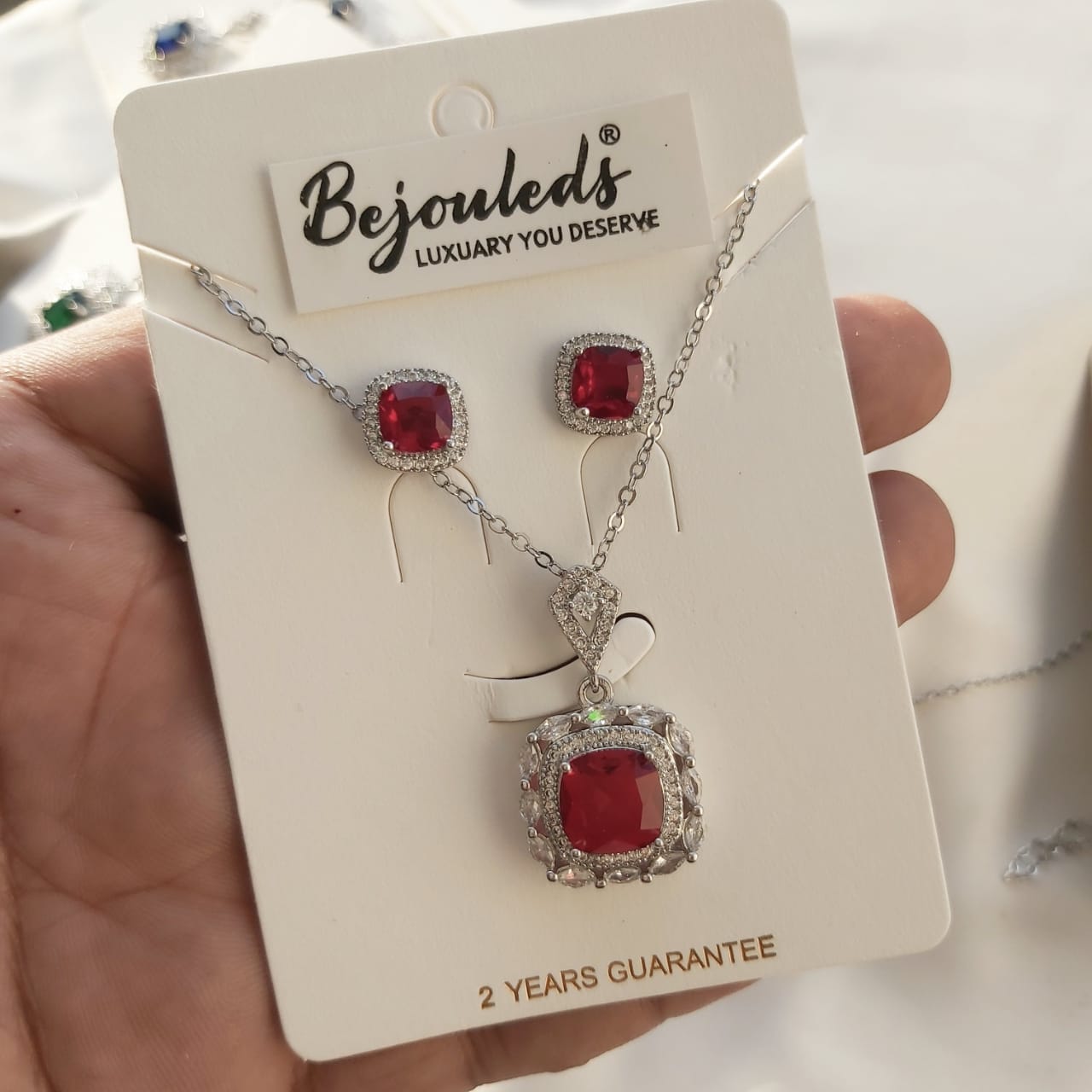 925 silver Zircon Cution Cut pendant set