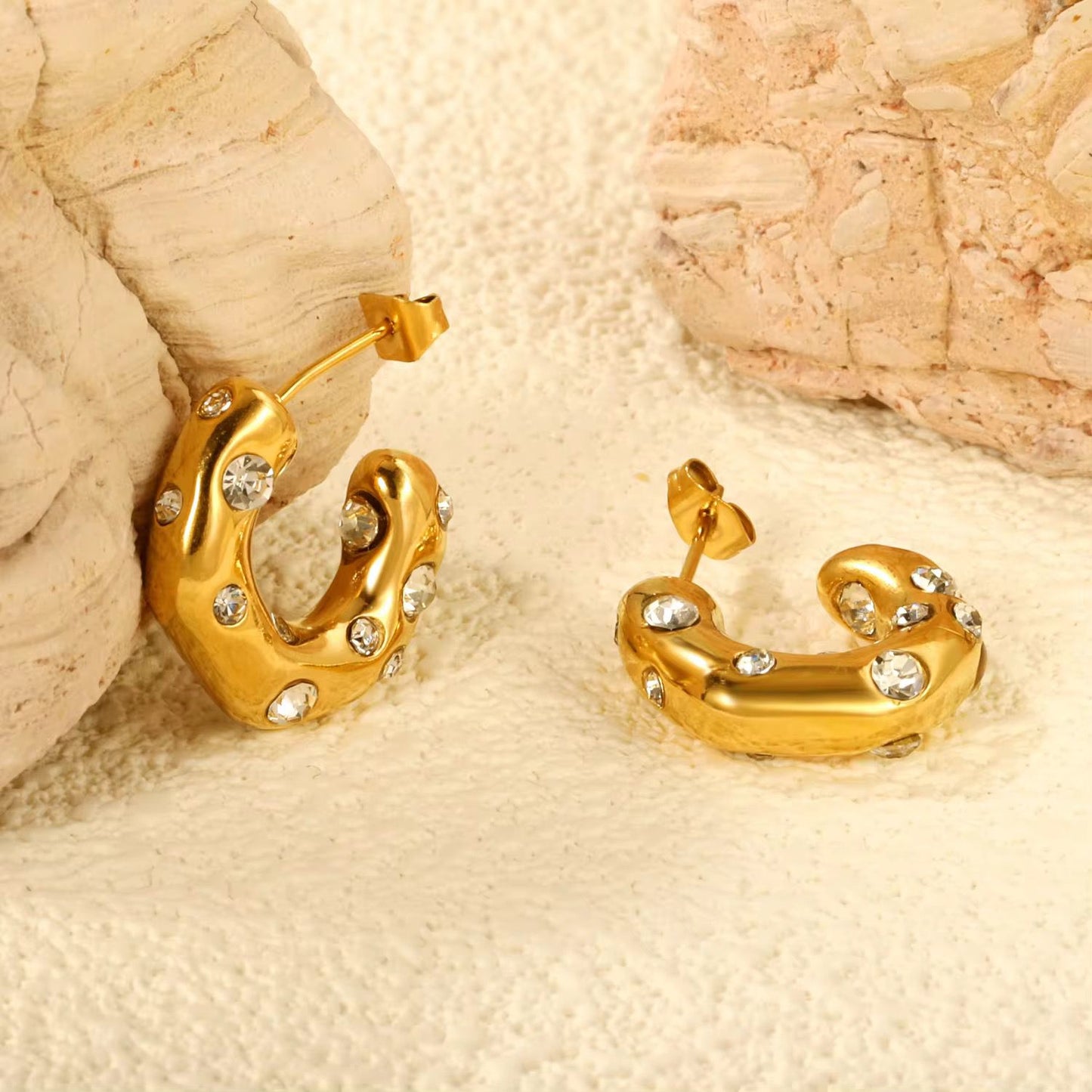 Zandra Hoop Diamond Earrings
