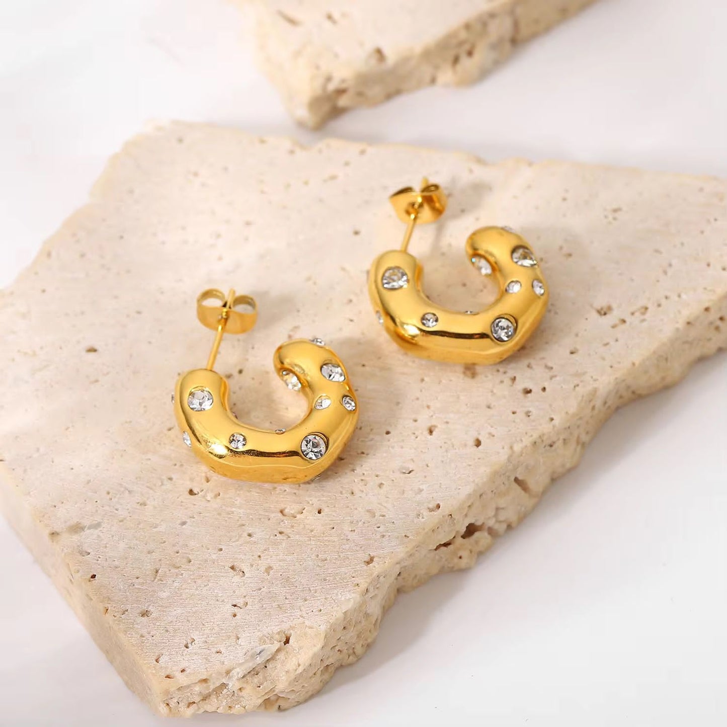Zandra Hoop Diamond Earrings