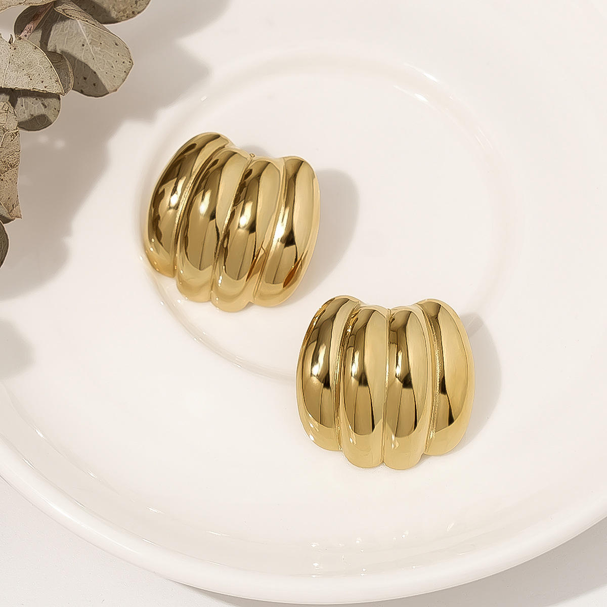 Monet Flower Earring