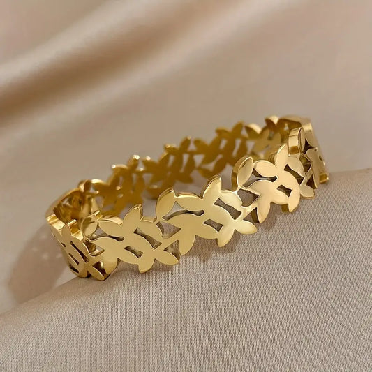 Cluster Leaf Bangle