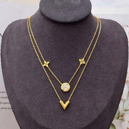 V Pendant Necklace Tassel Four-Leaf Clover Shell