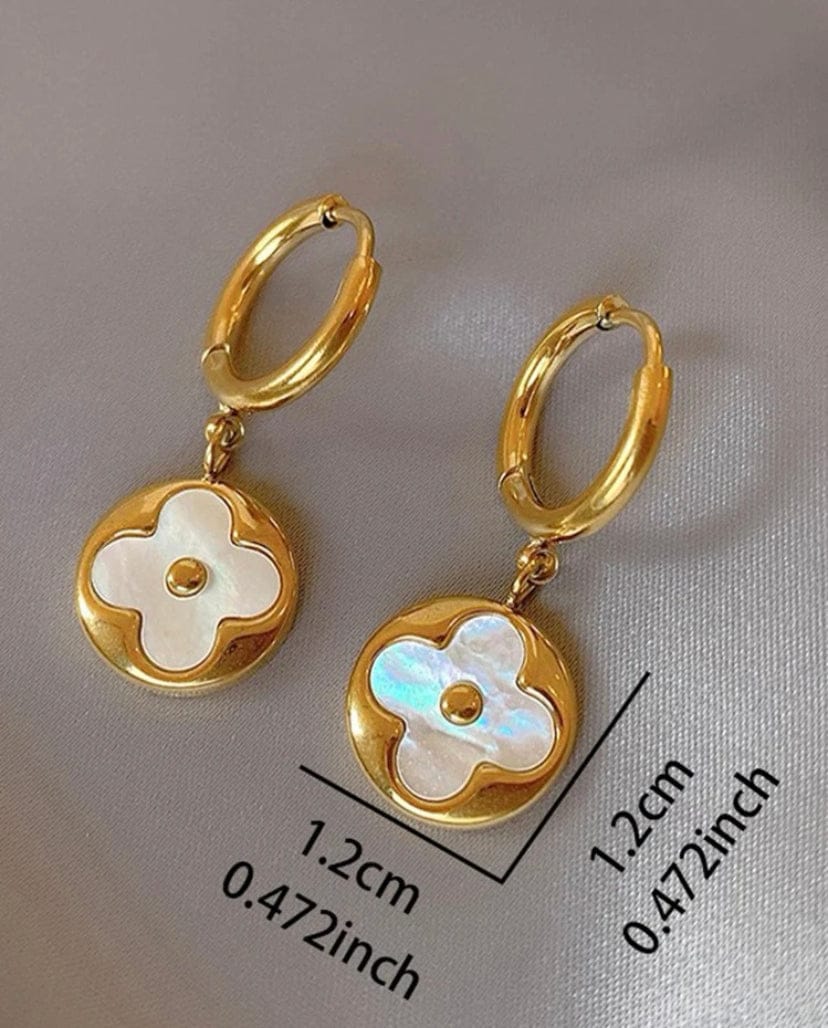 Yuki's Hoop Earrings