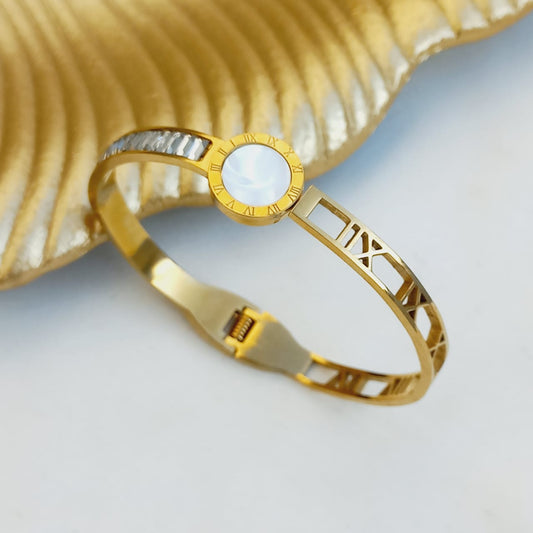 Numeric with Bracket Stone Bracelet