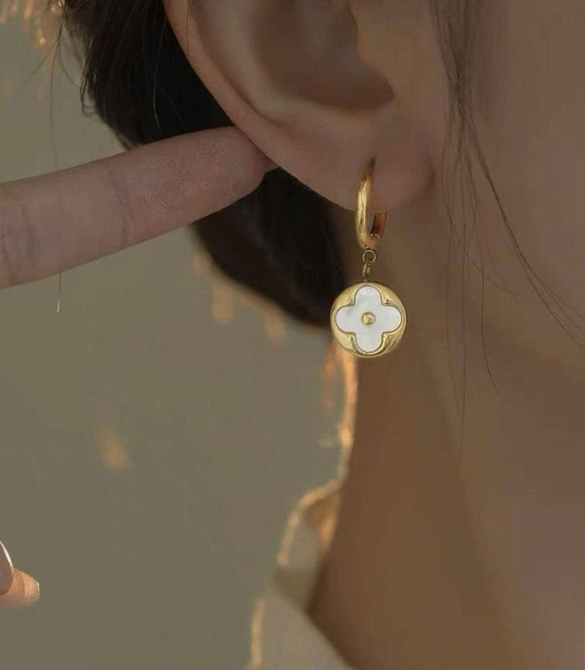 Yuki's Hoop Earrings