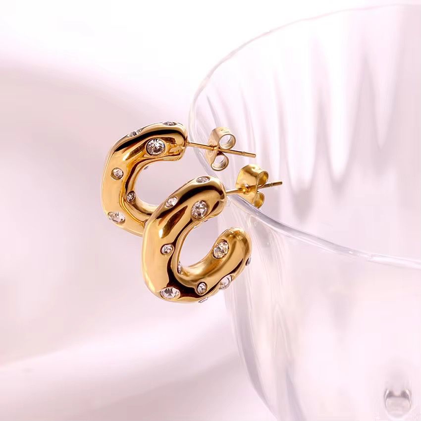 Zandra Hoop Diamond Earrings