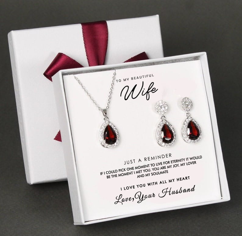 WIFE GIFT BOX | ZIRCONIUM PENDANT SET