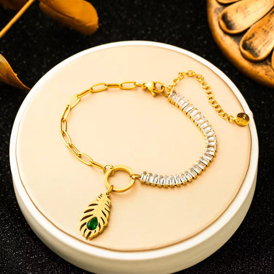 Classic feather bracelet